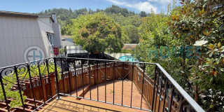 SPACIOUS 5BR HOME WITH MULTIPLE DECKS, FIREPLACE, UPDATED KITCHEN- FOUNDATION Gallery 4