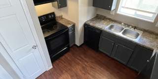 4131 N Edmondson Avenue Gallery 21