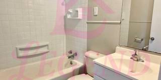 Charming 2-bedroom, 1-bath home with detached garage! Gallery 9