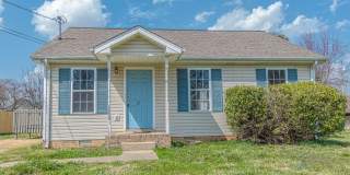 1/2 off 1st months rent Gallery 1