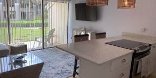 3121 LONGMEADOW Gallery 13