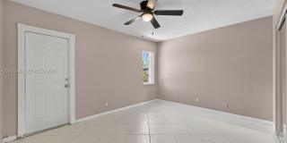 11135 NW 25th Ct Gallery 3