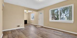 Charming 3BR House in Pontiac Gallery 34