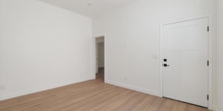 10558 Encino Avenue Gallery 8