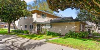 Pleasanton 2BD Townhouse w/ Granite Kitchen, Plank Floors, Community Amenities  Top Schools Gallery 1