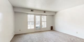 The 31st Street Apartments Gallery 14