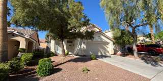 Gorgeous 3Bed/2.5Bath, 2-Story home located in Summerlin Gallery 33
