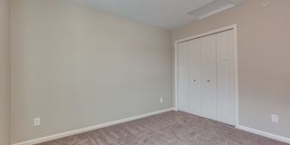 Like new townhome for RENT May 2026 3bd2ba2car garage end unit Gallery 12