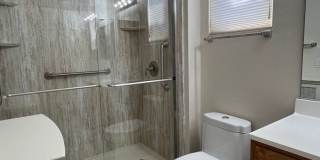 SPACIOUS 2 BEDROOM IN 55+ COMMUNITY!! Gallery 17