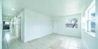 705 NW 13th Ter Gallery 4