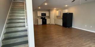 2 Bedroom 1.5 Bathroom Townhouse in Jackson, MO Gallery 1