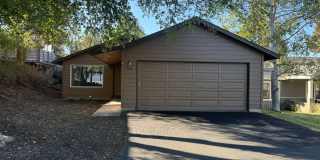 Midtown 3 Bed/2 Bath Single Family Home - Norton Ave Gallery 1