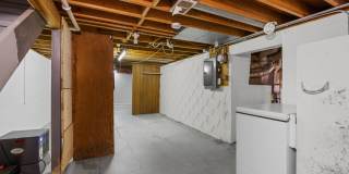 4 Bedroom Remodeled with 2 Stall Detached Garage 4 Bedroom Remodeled with 2 Stall Detached Garage Gallery 28