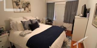 large 2 bed with porch Gallery 4