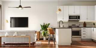 The Karlyn of Naples - 55+ Senior Living Community Gallery 9