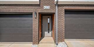 Like New Townhome Ready for Immediate Move-In!!! Bryant Park in West End Gallery 27