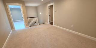 94 WOLF CREEK Circle Gallery 34