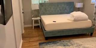 Room in 4 Bedroom Home at Mayson Turner Rd NW Gallery 7