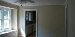 3238 Webster Ave Gallery 4