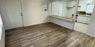 2514 37th Street Gallery 1