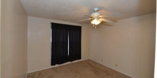 4914 Port Kenton Gallery 13