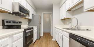 912 Brookside Pl Gallery 1