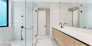 345 West 46th Street Gallery 14