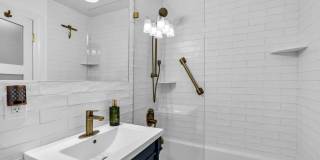 28 Riverside Avenue Gallery 16