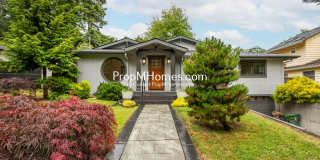 Unique Luxury Three Bedroom Home in Hallinan! Unique Luxury Three Bedroom Home in Hallinan! Gallery 1