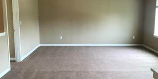Beautiful Spacious 4BD/2.5BA Home Gallery 28