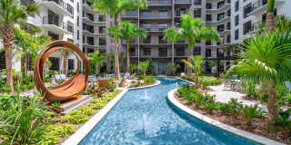 Manor Biscayne Gallery 22