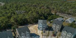 Spacious 3-Story Townhome in the Heart of Carolina Beach — Backs to State Park Gallery 28
