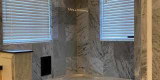 Spacious 3/2 with In-Law Suite Gallery 20