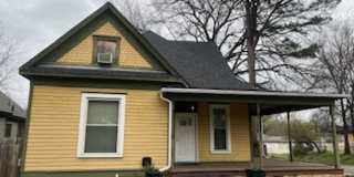 Spacious 4 Bed Home-Freshly Painted, New Roof, Stainless Steel Appliances, located on a Corner Lot Gallery 1