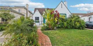 463 S Clark Gallery 1