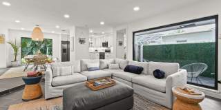 630 NE 15th Place Gallery 10