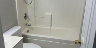 Room in 3 Bedroom Home at Bells Knox Rd Gallery 1