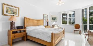 500 SE Mizner Boulevard Gallery 16