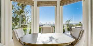 Stunning Fully-Furnished Harbor Ridge View Estate Gallery 12