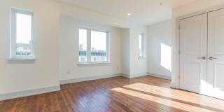 1515 BROWN Street Gallery 13