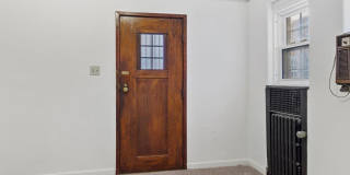 342 S Highland Ave Gallery 11