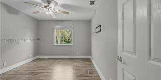 5285 NW 112th Ter Gallery 26