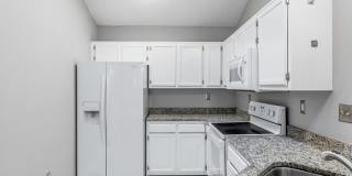3909 King Edward Court Gallery 12