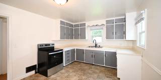 1221 8th Avenue Northwest Gallery 1