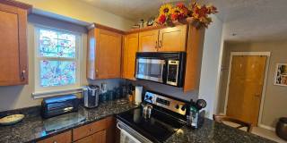 Condo located near the lake- Available October 1st, 2026 - July 31st, 2027 Condo located near the lake- Available October 1st, 2026 - July 31st, 2027 Gallery 10