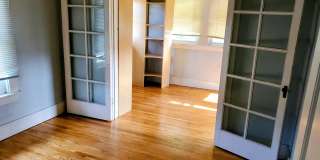 3905 Holdrege Street Gallery 4