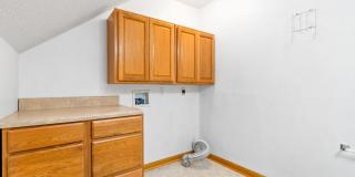 Pet Friendly Three Bedroom! Gallery 16