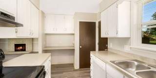 Freshly Updated 4 Bedroom Home Gallery 10