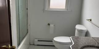 341 Truman Street Gallery 5