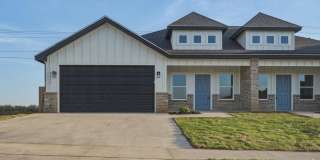 Brand New Luxury Duplex Minutes from the Data Center Gallery 1